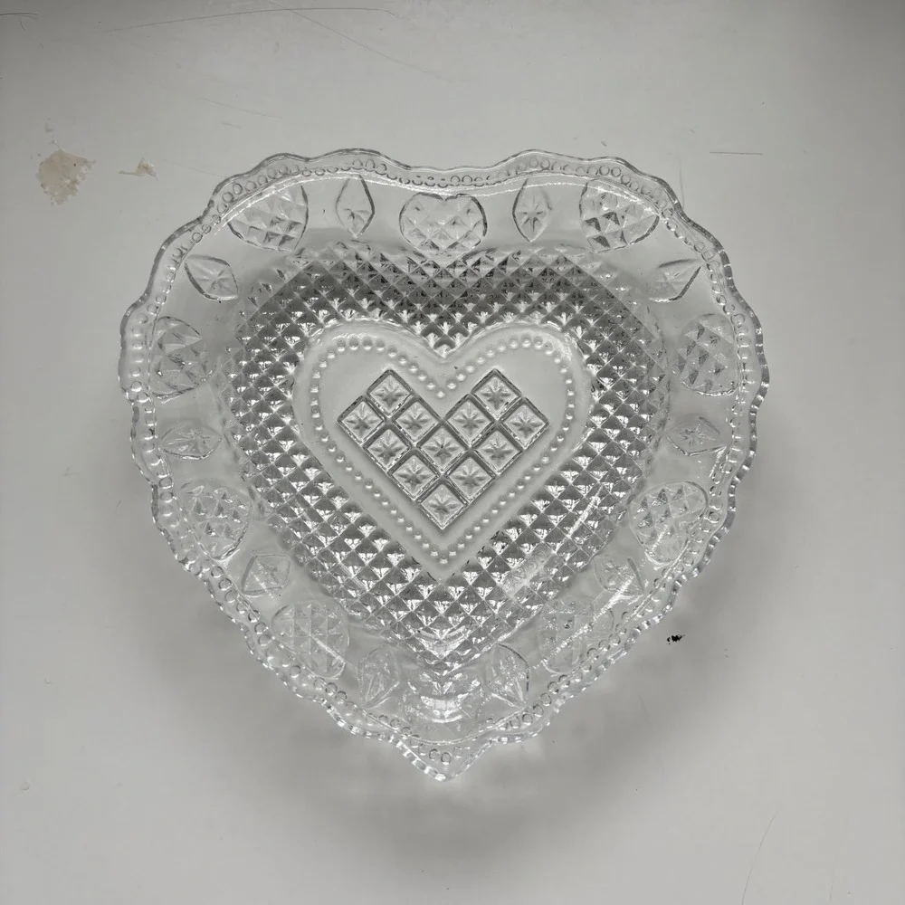 Vintage Clear Pressed Glass Heart Trinket Dish Scalloped Edge Jewelry Tray